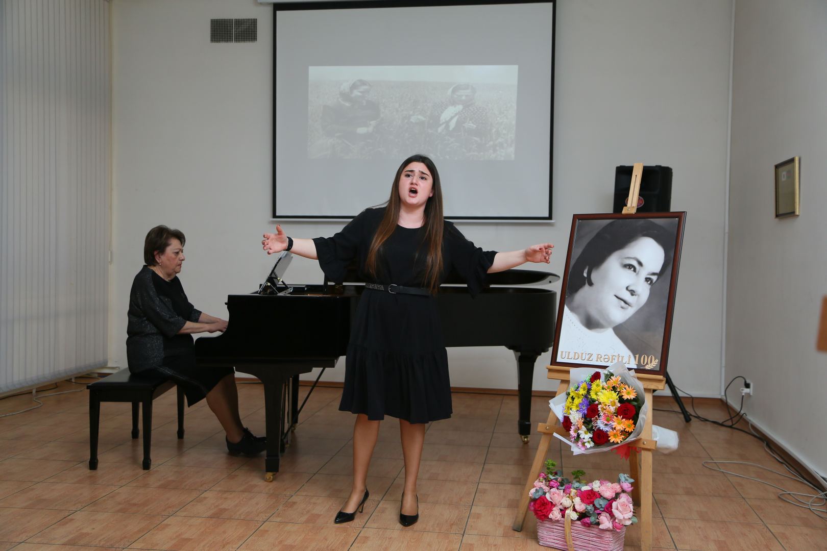 Улдуз Рафили-Алиева - первая азербайджанка, ставшая профессиональным театральным режиссёром (ФОТО)