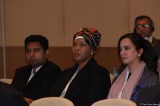 На международной конференции по исламофобии обсуждены конспирологические теории о мусульманах (ФОТО)