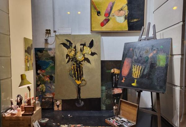 В Париже открылась выставка "Maler" азербайджанского художника Нияза Наджафова  (ФОТО)