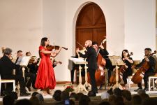 Музыка, которая завораживает - концерт в филармонии в Баку (ФОТО)