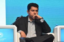 В Баку продолжает работу международная конференция по борьбе с исламофобией (ФОТО)