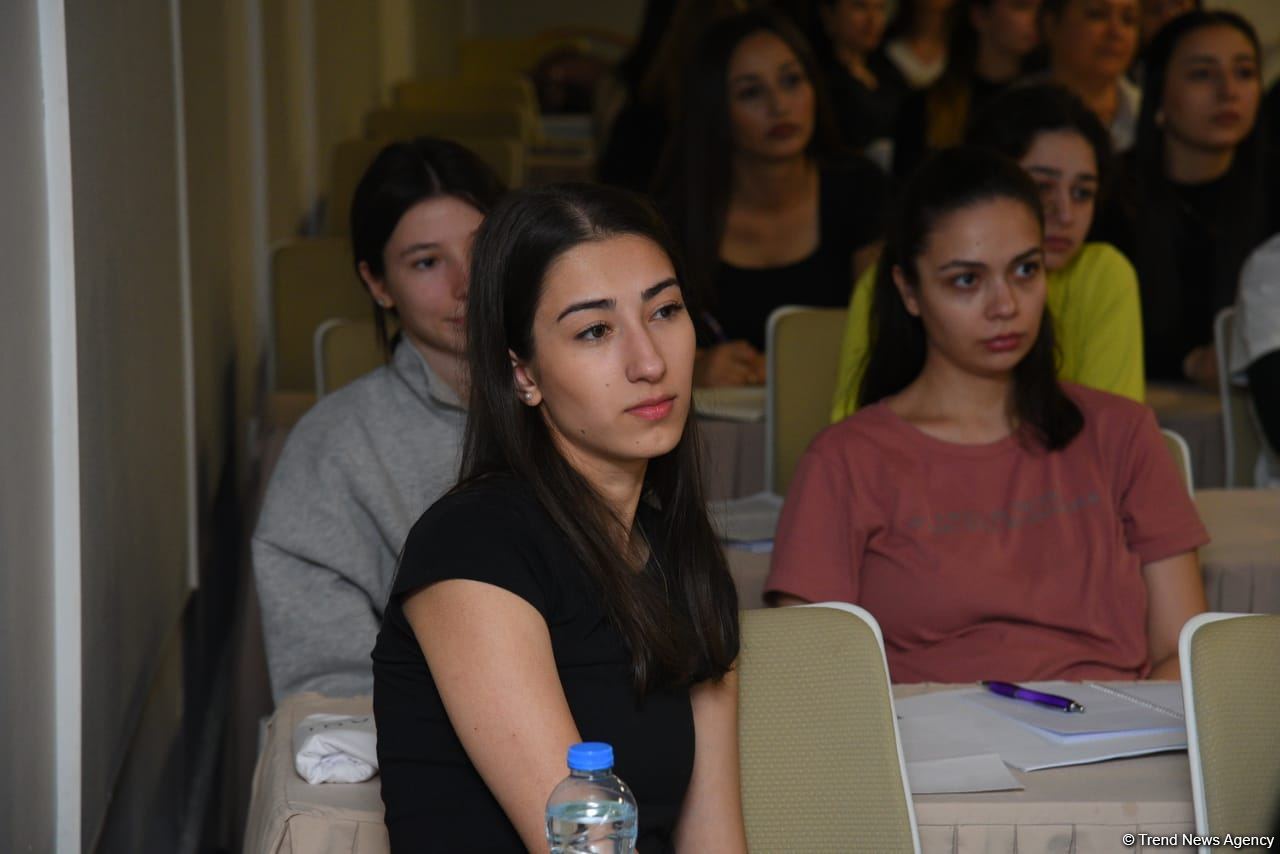 Тренерские курсы очень важная часть обучения – заслуженный мастер спорта Сияна Василева (ФОТО)