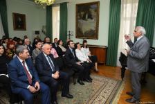 Творец, отдавший поэзии всего себя – памяти народного поэта Самеда Вургуна (ФОТО)