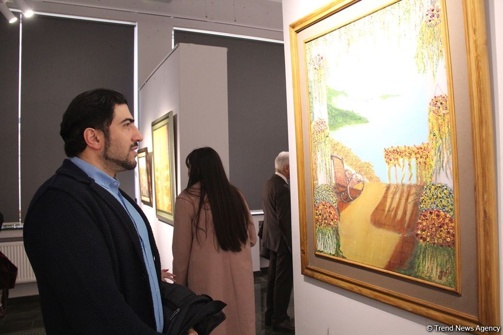 В Баку открылась выставка картин дипломата Турала Рзаева – от хобби до четырех времен года (ФОТО)
