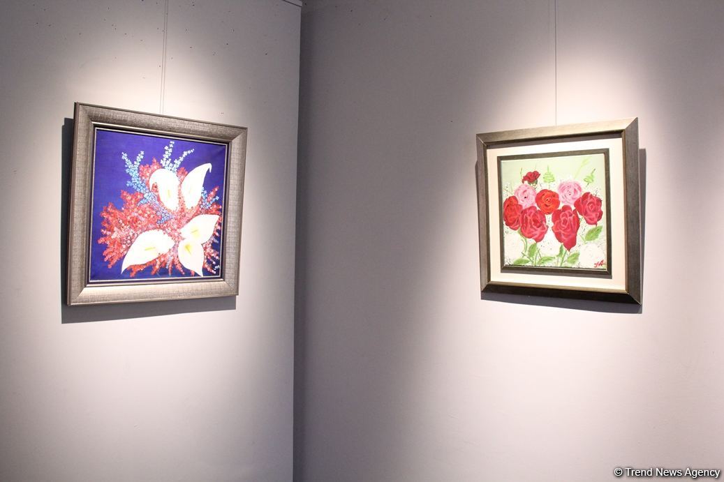 В Баку открылась выставка картин дипломата Турала Рзаева – от хобби до четырех времен года (ФОТО)