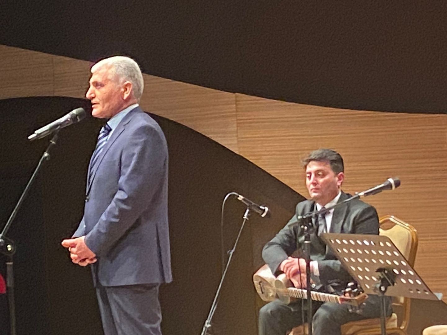 Юбилей Арифа Бабаева отметили на сцене Международного центра мугама (ФОТО)