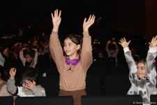 В Баку представлено световое интерактивное мега-шоу "Приключения" (ФОТО)