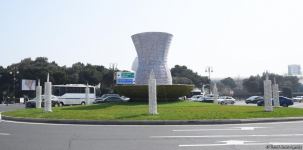 Жители Баку отмечают праздник Новруз - Фоторепортаж