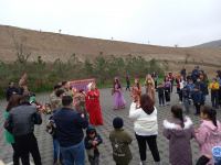 Коллектив Кукольного театра выступил со спектаклем в селе Талыш (ФОТО)