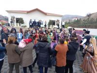 Коллектив Кукольного театра выступил со спектаклем в селе Талыш (ФОТО)