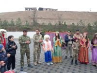 Коллектив Кукольного театра выступил со спектаклем в селе Талыш (ФОТО)