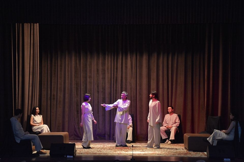 Коллектив театра YUĞ выступил в Шамахы (ФОТО)