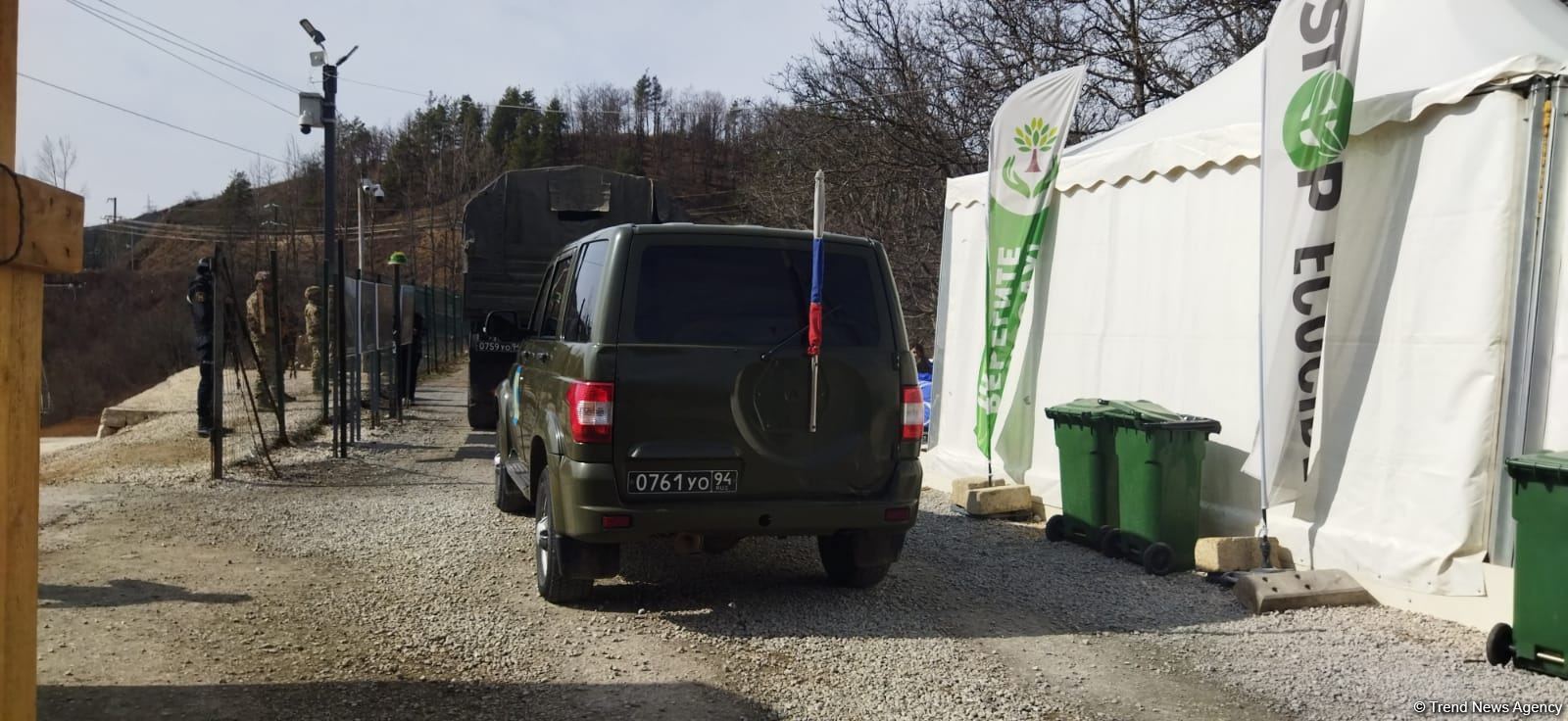 По Лачинской дороге проследовала очередная автоколонна миротворцев (ФОТО)