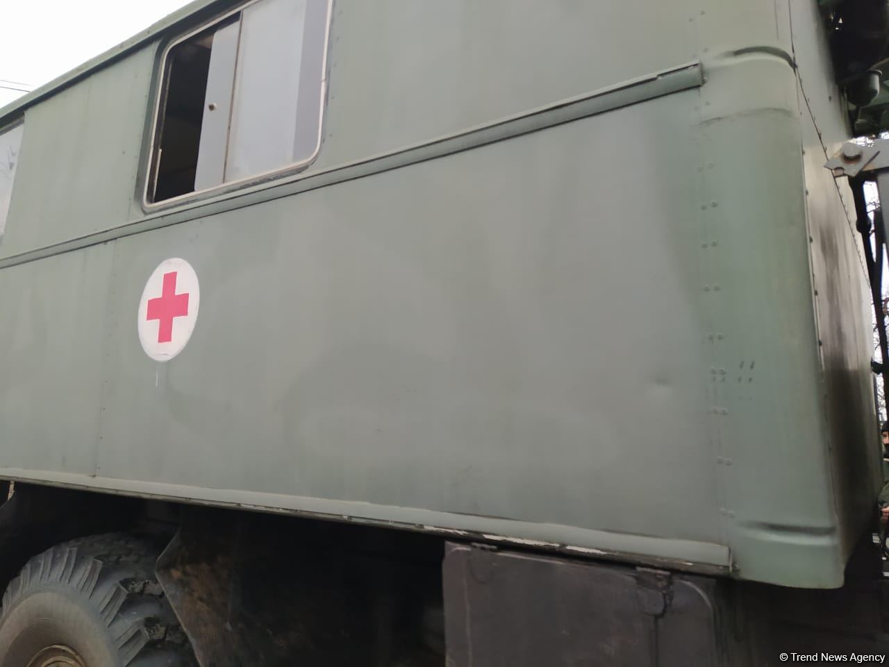 По Лачинской дороге беспрепятственно проехали автомобили миротворцев (ФОТО)