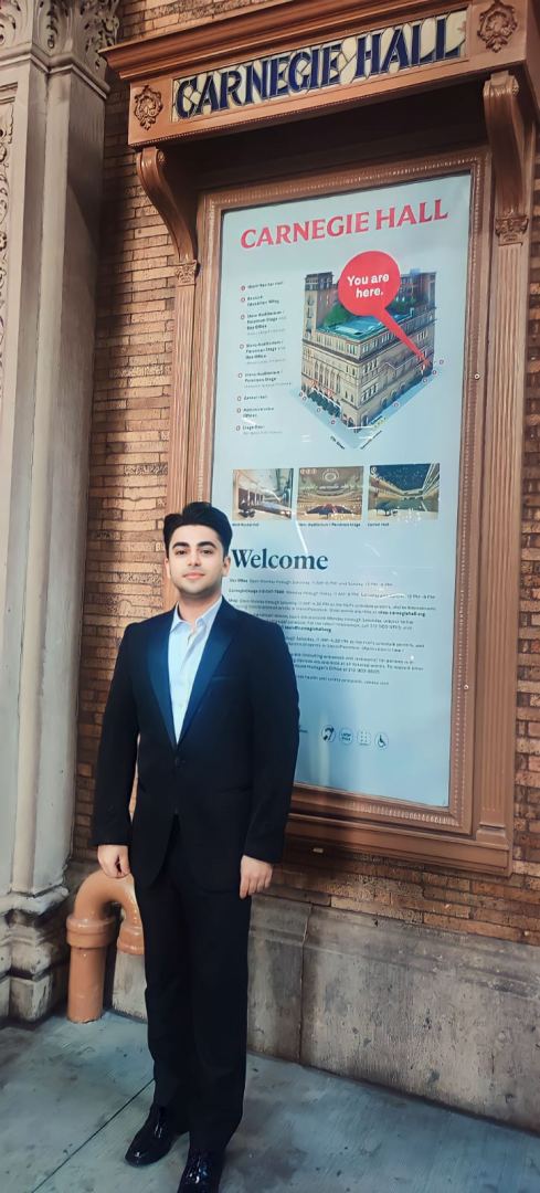 Азербайджанский вокалист признан лучшим на сцене Карнеги-холл: American International Vocal Competition of Opera Singers (ФОТО/ВИДЕО)