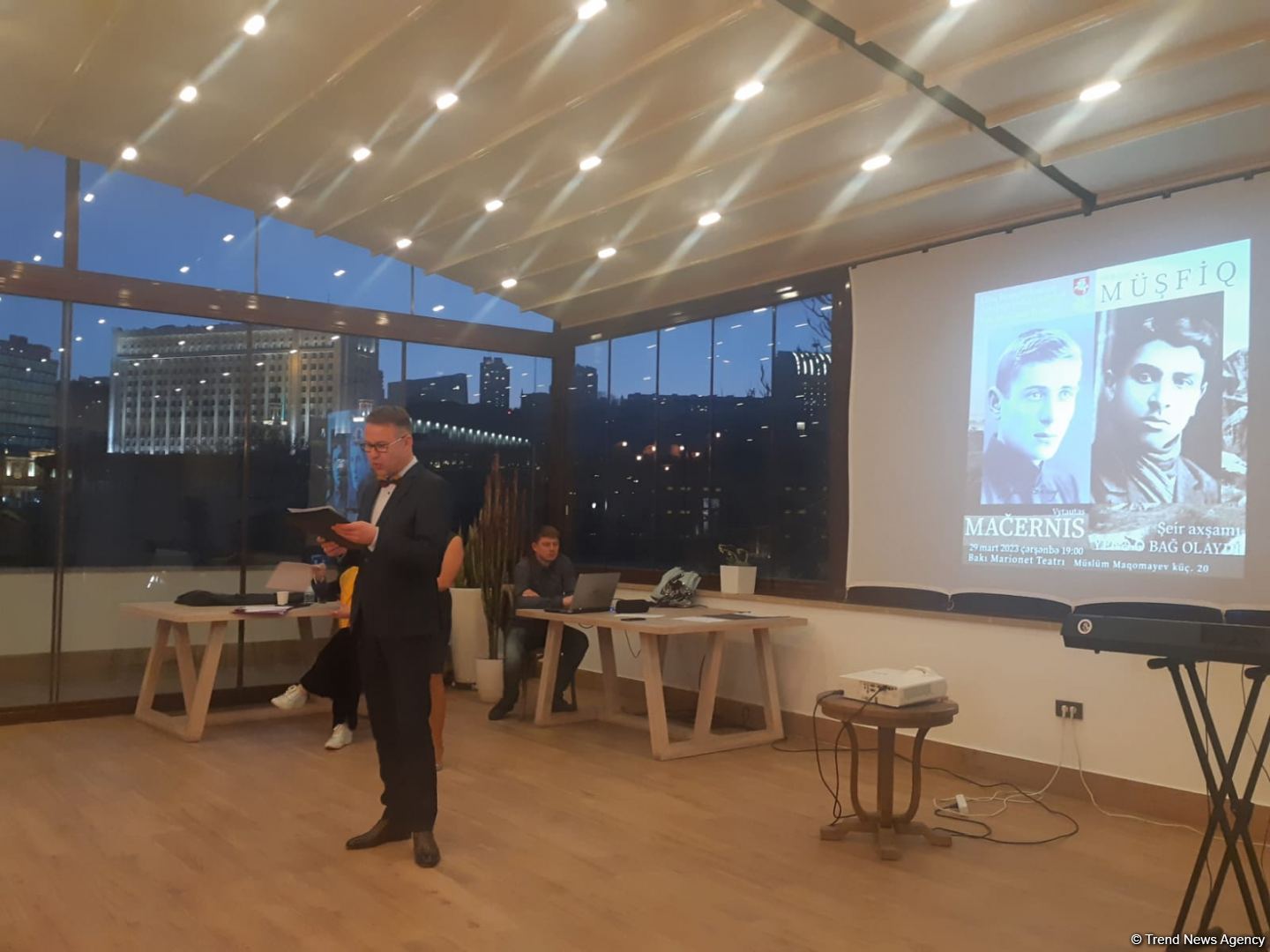 Вечер поэзии в Баку – судьбы и творчество Микаила Мушфига и Витаутаса Мачерниса (ФОТО)