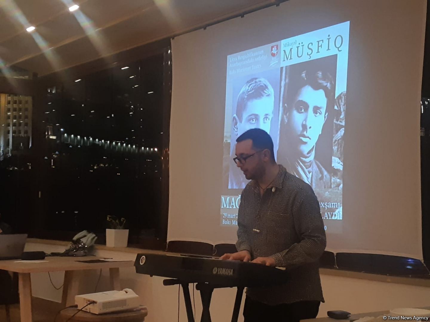 Вечер поэзии в Баку – судьбы и творчество Микаила Мушфига и Витаутаса Мачерниса (ФОТО)