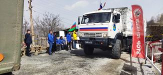 По Лачинской дороге беспрепятственно проехали три автомобиля РМК (ФОТО)