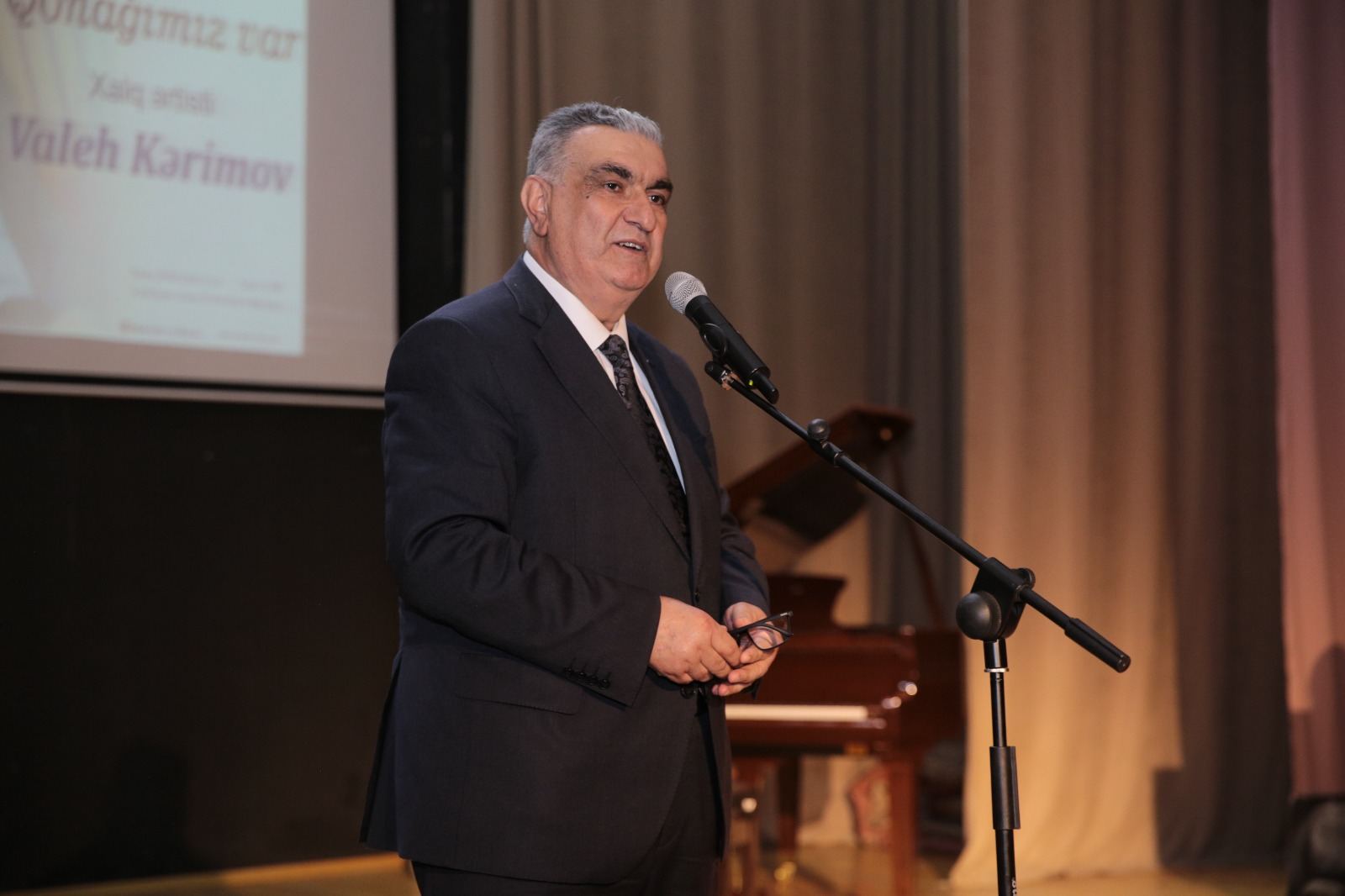 "Обручальное кольцо" в судьбе народного артиста Валеха Керимова (ФОТО)