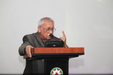 "Символ памяти" – в Баку показали фильм Алекпера Мурадова (ФОТО)