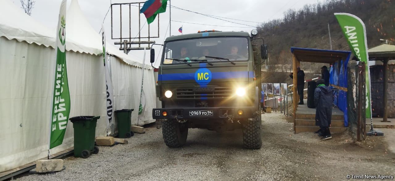 По Лачинской дороге беспрепятственно проехали два автомобиля РМК (ФОТО)