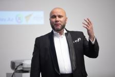 Праздник Антона Ферштандта – от церковной службы до театральной сцены. В 40 лет жизнь только начинается (ФОТО)