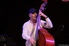 От 50 до 70… Весенний джаз в вечернем Баку под ритмы Old City Jazz (ФОТО)