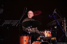 От 50 до 70… Весенний джаз в вечернем Баку под ритмы Old City Jazz (ФОТО)