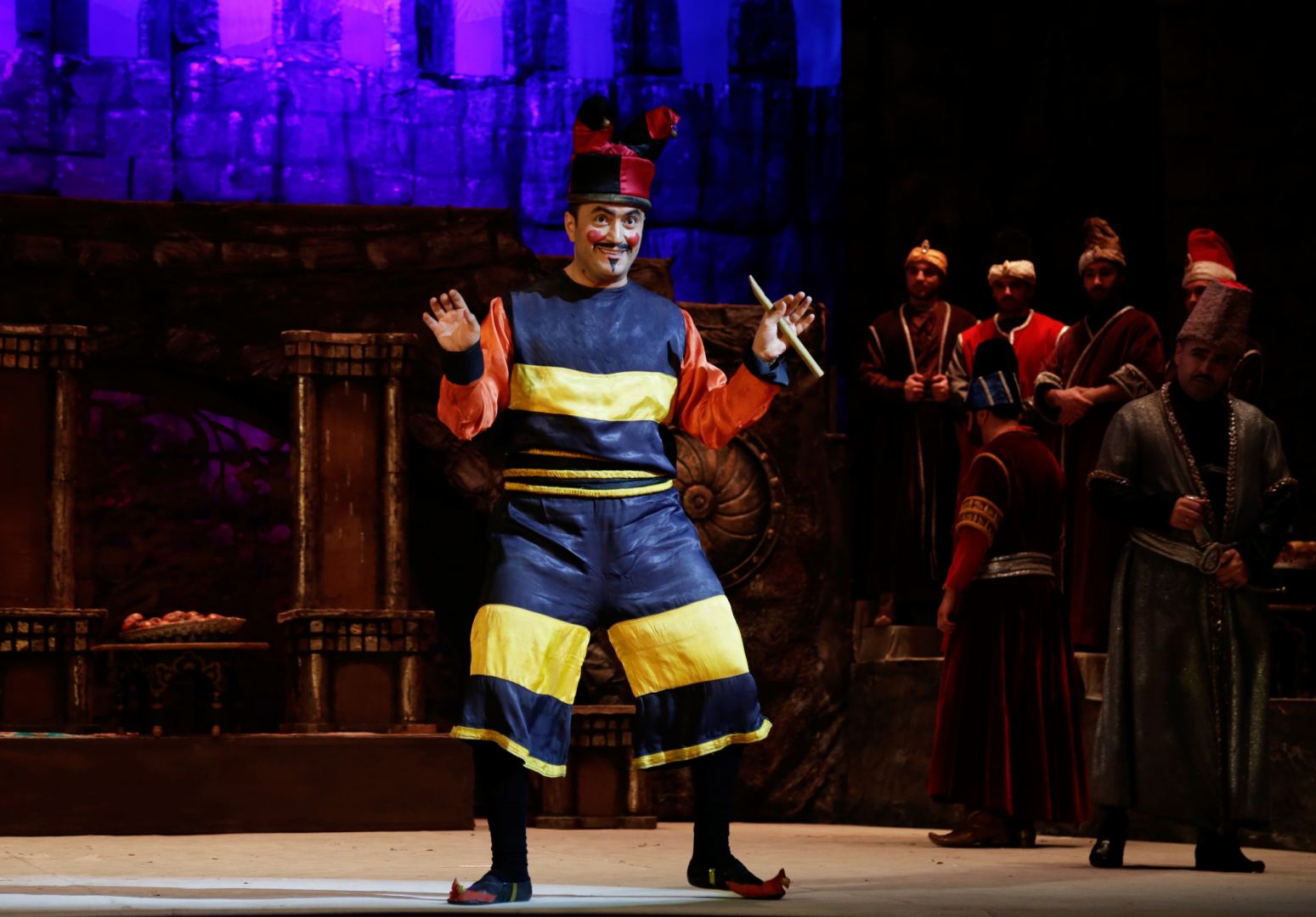 К 95-летию Лютфияра Иманова - несравненная музыка, национальный колорит и великолепие голосов (ФОТО)