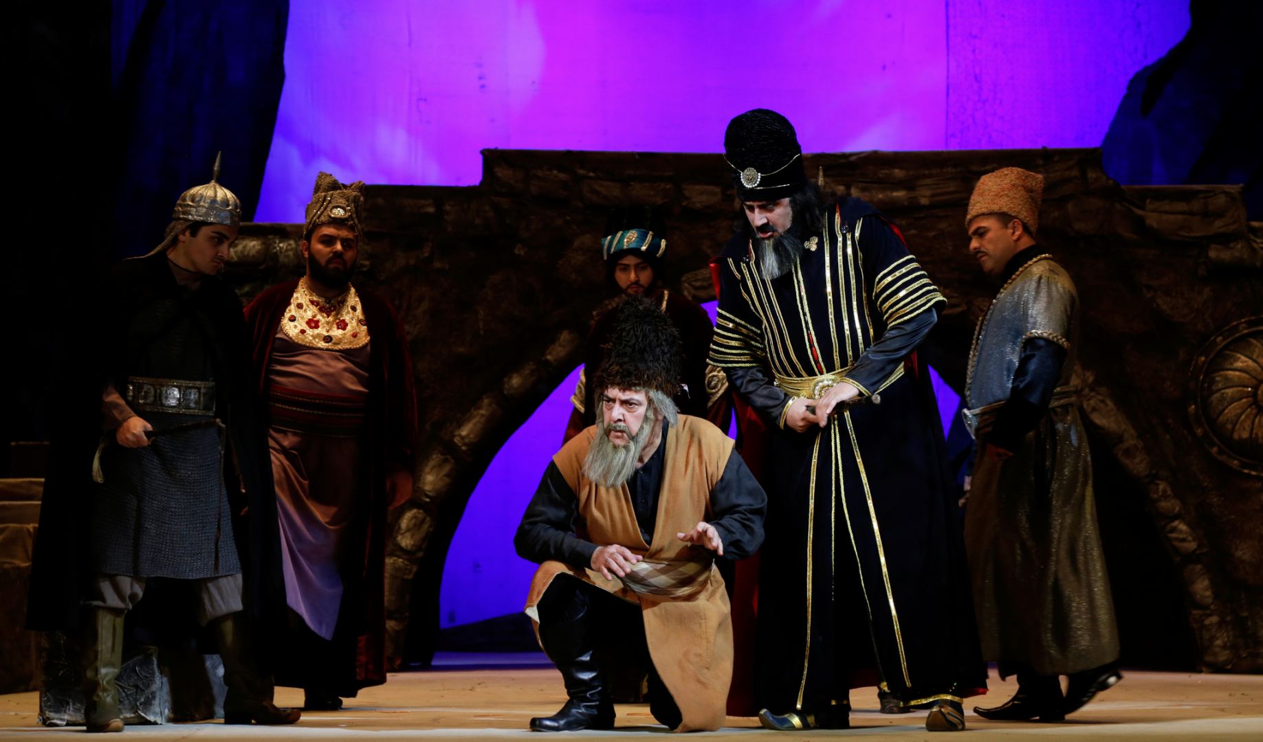 К 95-летию Лютфияра Иманова - несравненная музыка, национальный колорит и великолепие голосов (ФОТО)