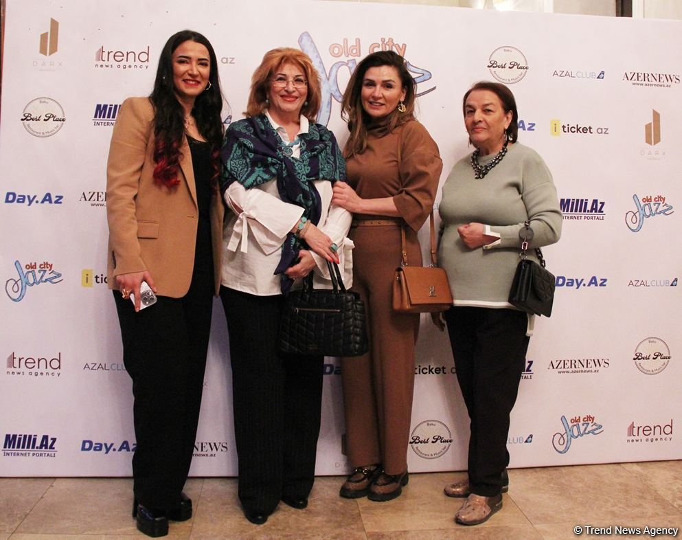 От 50 до 70… Весенний джаз в вечернем Баку под ритмы Old City Jazz (ФОТО)