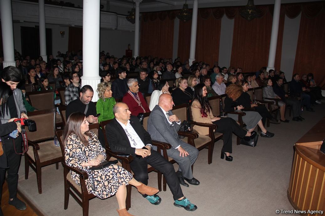 От 50 до 70… Весенний джаз в вечернем Баку под ритмы Old City Jazz (ФОТО)