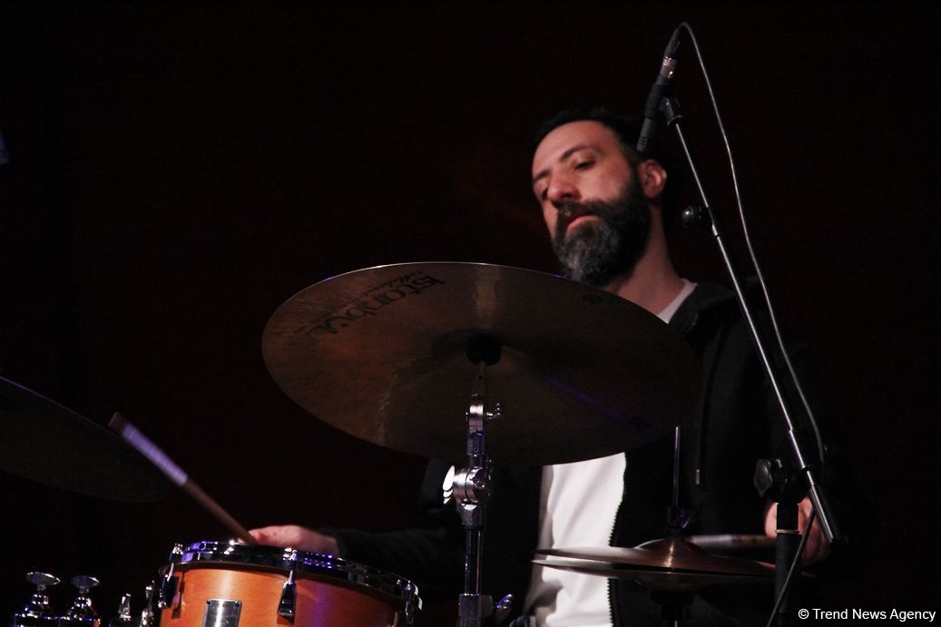 От 50 до 70… Весенний джаз в вечернем Баку под ритмы Old City Jazz (ФОТО)