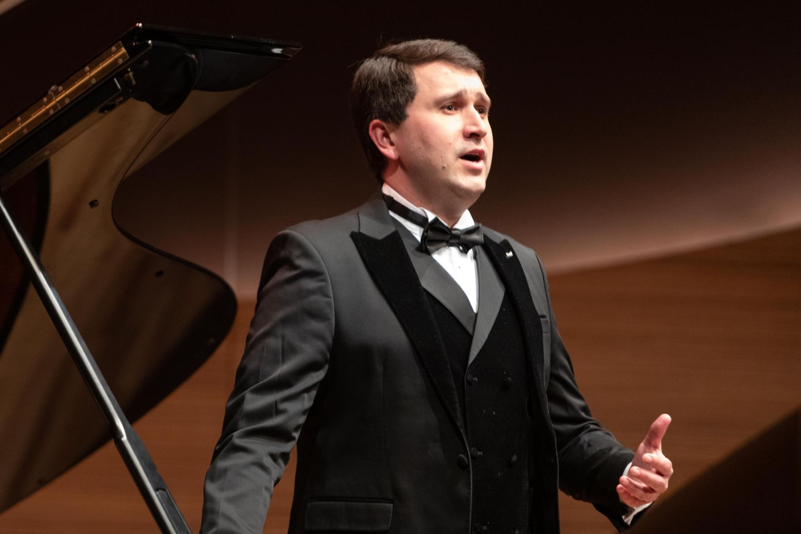 В Баку представлено творчество российских писателей и музыкантов (ФОТО)