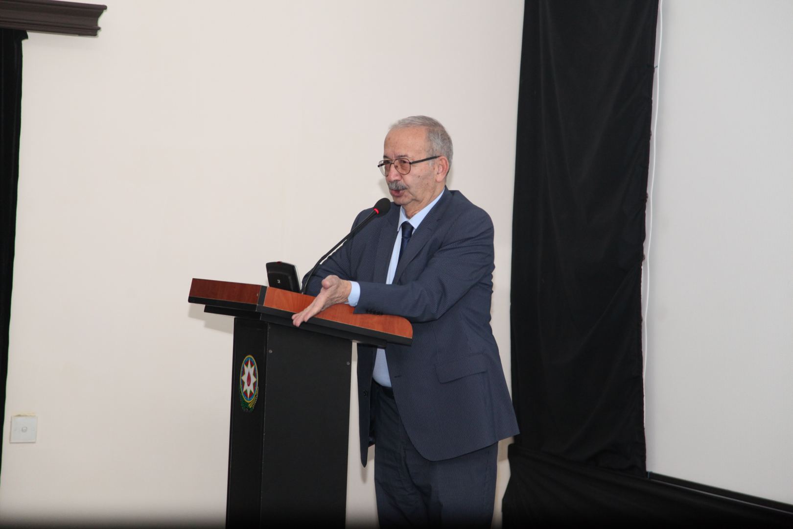 Летопись азербайджанского кино в 300 фотографиях Пярвиза Гулиева (ФОТО)