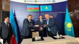 Между Казахстаном и Азербайджаном подписаны бизнес-контракты (ФОТО)
