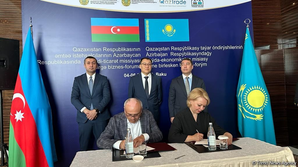 Между Казахстаном и Азербайджаном подписаны бизнес-контракты (ФОТО)