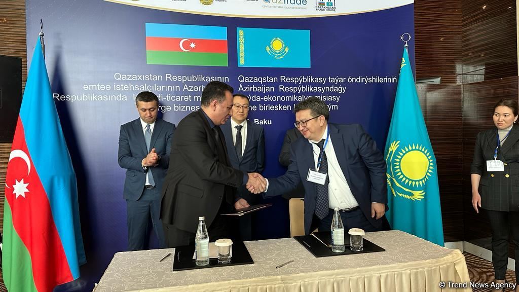 Между Казахстаном и Азербайджаном подписаны бизнес-контракты (ФОТО)