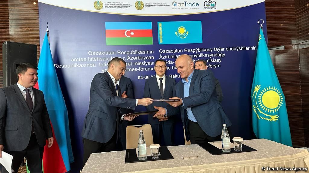 Между Казахстаном и Азербайджаном подписаны бизнес-контракты (ФОТО)