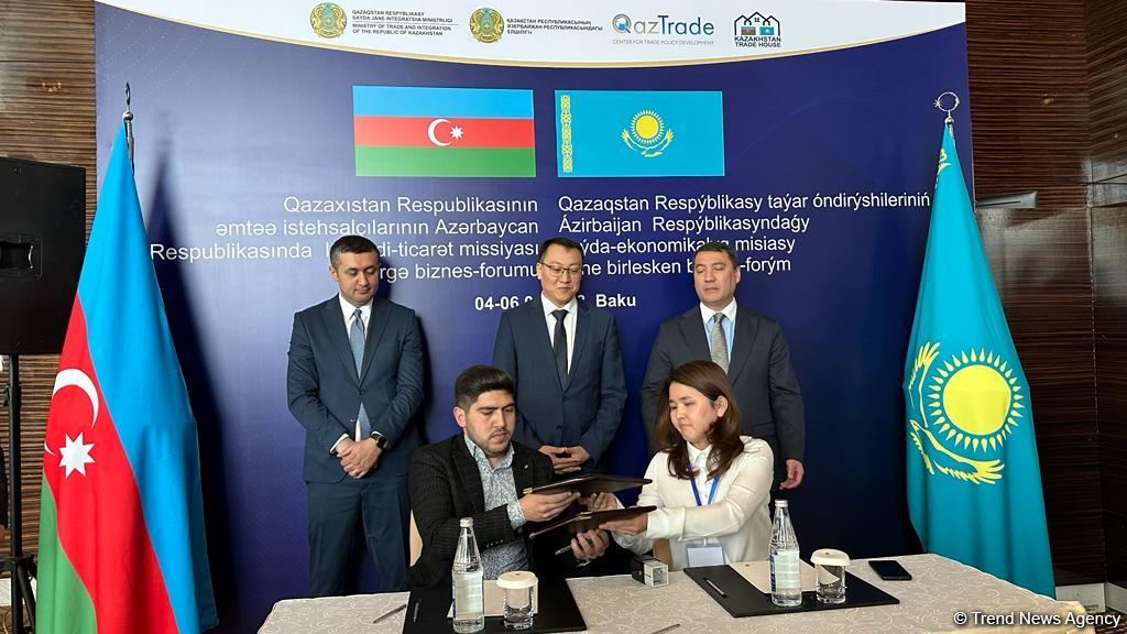 Между Казахстаном и Азербайджаном подписаны бизнес-контракты (ФОТО)
