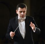 Мустафа Ашуров - от тара до дирижерского пульта  (ВИДЕО, ФОТО)