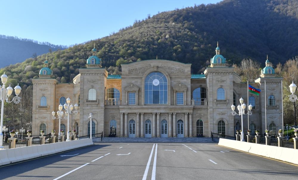 Премьер-министр Грузии Ираклий Гарибашвили ознакомился с городом Габала (ФОТО/ВИДЕО)
