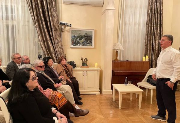 Как заботиться о своем здоровье? В Баку прошла встреча с Александром Мясниковым (ФОТО)