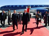 Президент Ильхам Алиев прибыл с официальным визитом в Казахстан (ФОТО/ВИДЕО)