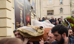 Народного артиста Азера Пашу Нематова аплодисментами проводили в последний путь (ВИДЕО, ФОТО)