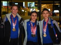 Азербайджанские гимнастки вернулись из Франции с медалями (ФОТО)