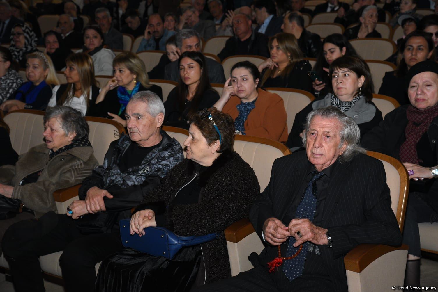 Народного артиста Азера Пашу Нематова аплодисментами проводили в последний путь (ВИДЕО, ФОТО)