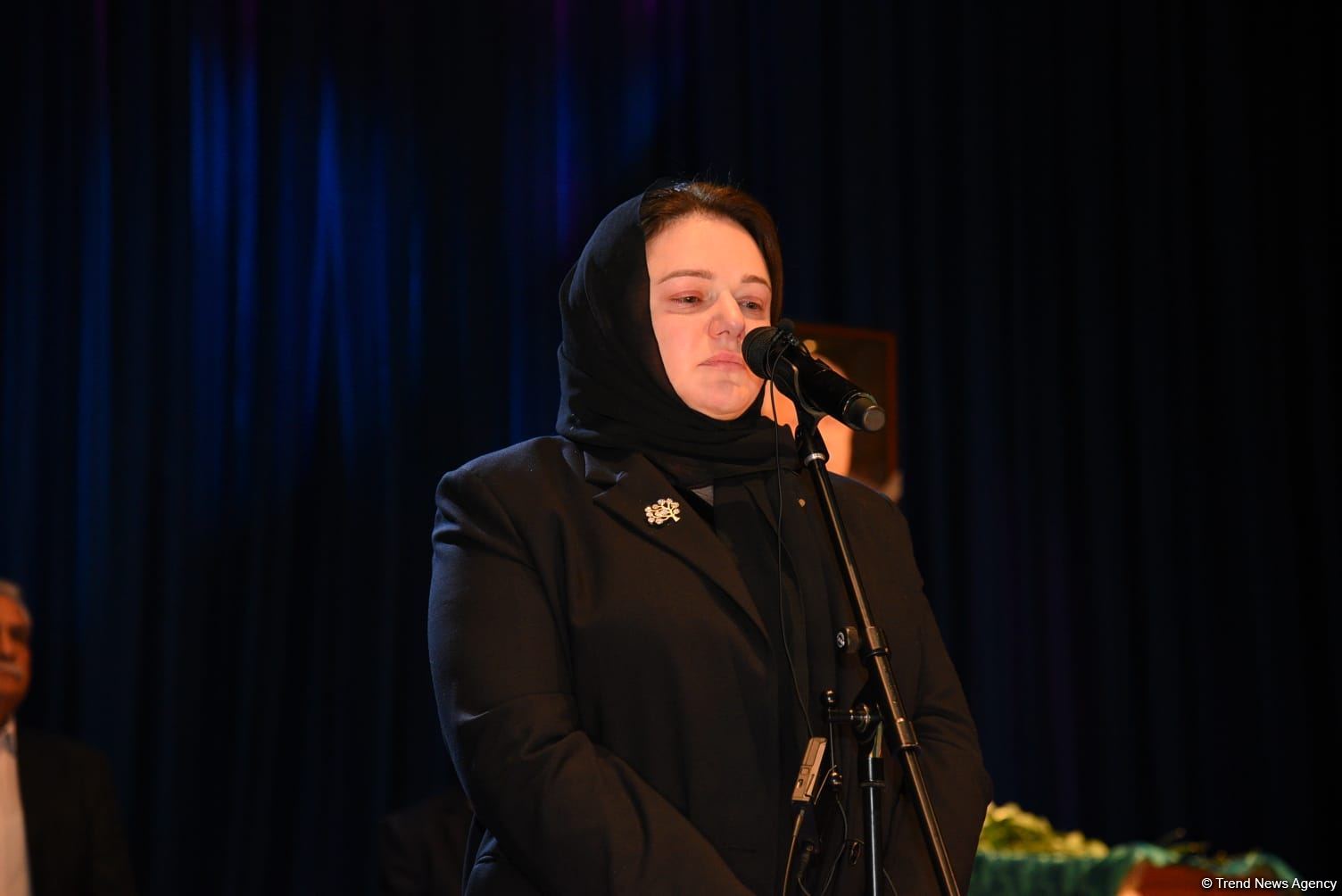 Народного артиста Азера Пашу Нематова аплодисментами проводили в последний путь (ВИДЕО, ФОТО)