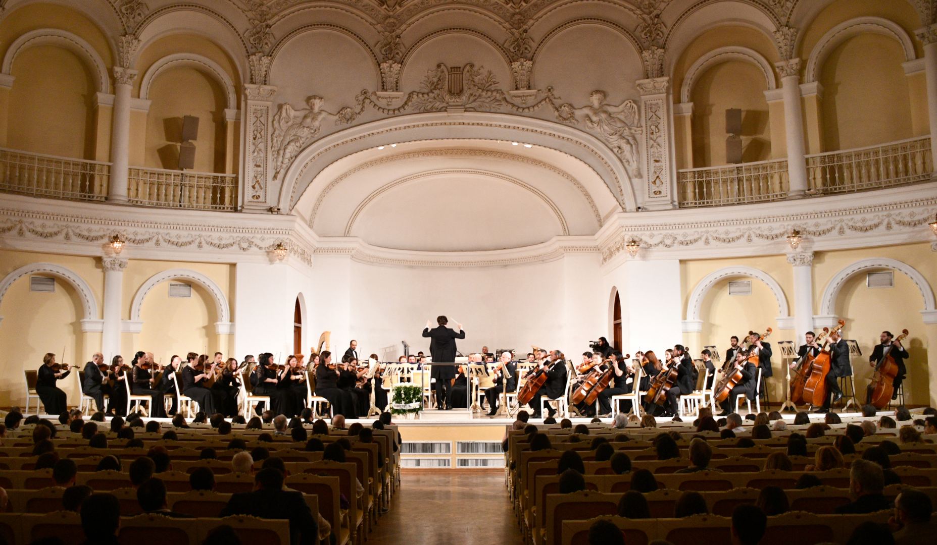 Изысканный  вечер с потомком династии Бюльбюля - на волнах прекрасной музыки (ФОТО/ВИДЕО)