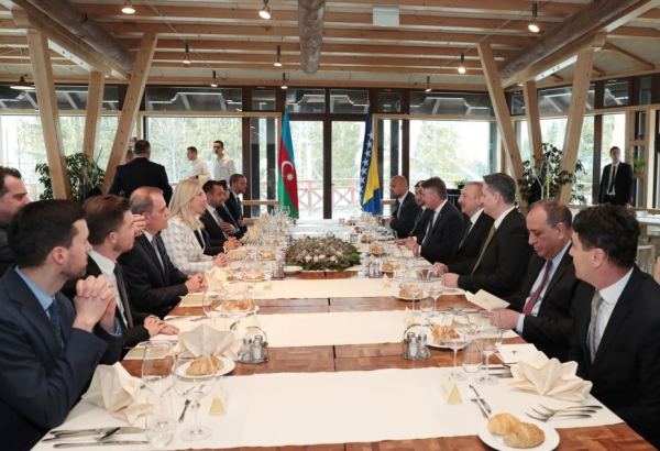 В Сараево в честь Президента Ильхама Алиева дан официальный обед (ФОТО/ВИДЕО)